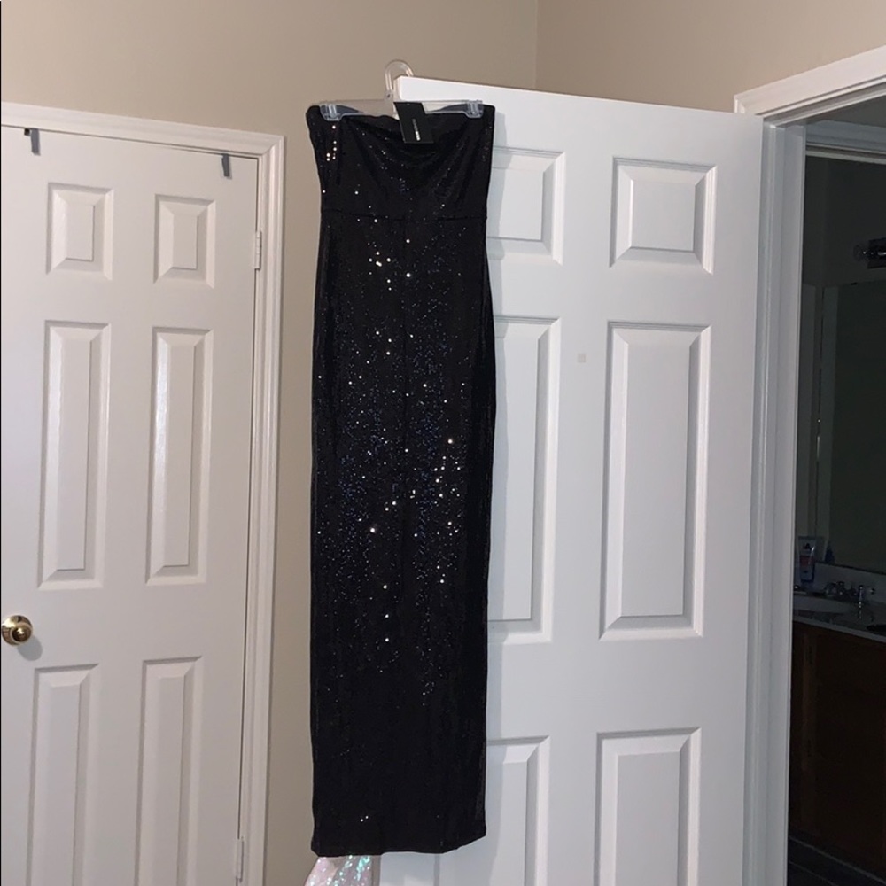 Strapless Black sequined gown